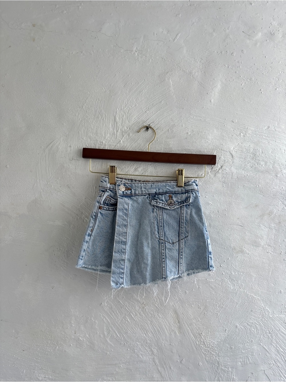Zara girls size 6 year wrap shorts